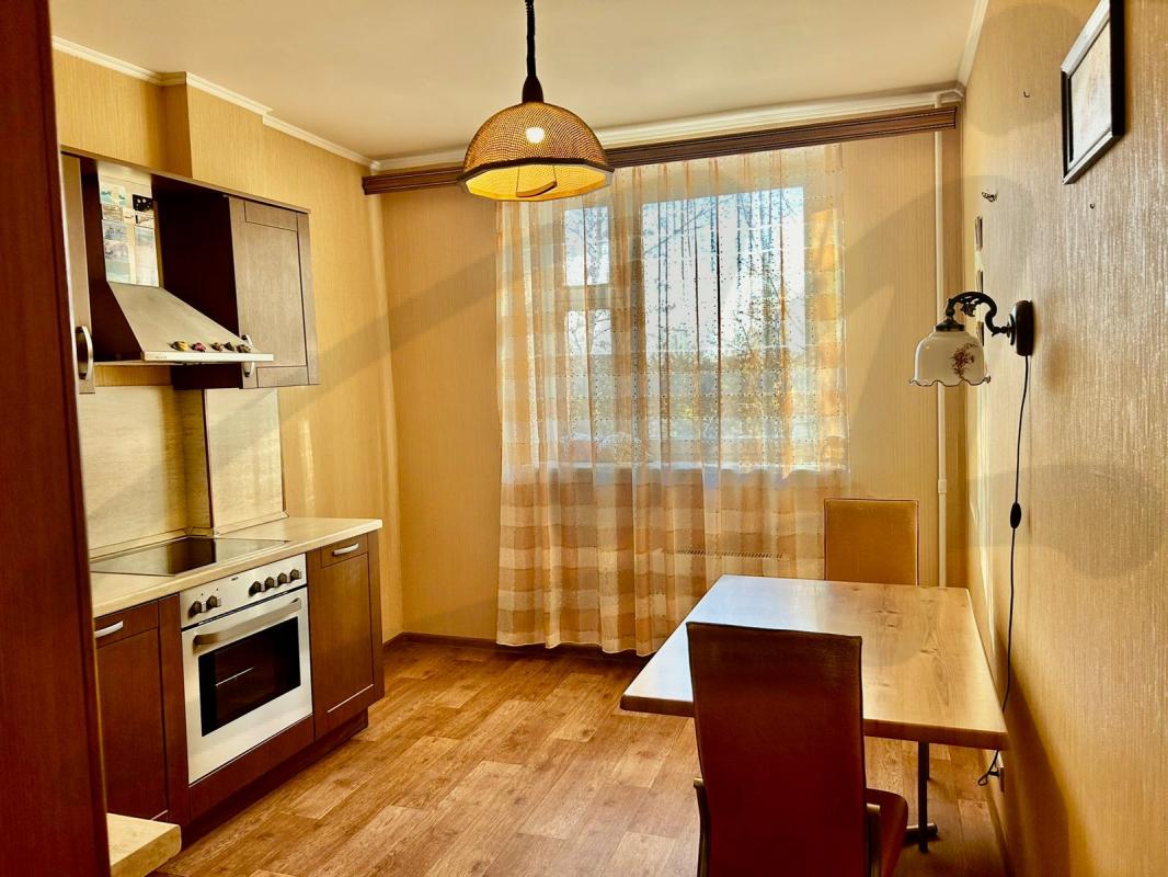 Продажа 2-комнатной квартиры, Солнечногорск, Красная ул,  125