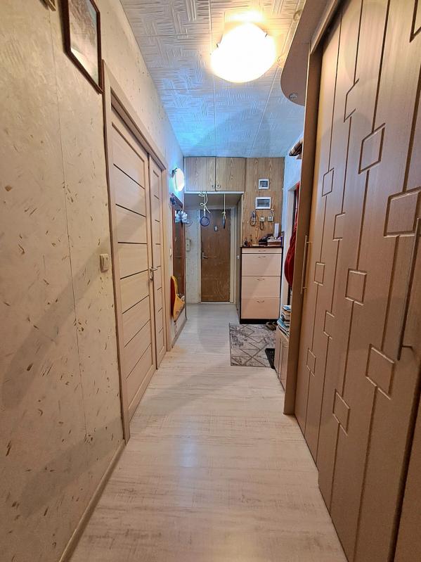 Продажа 2-комнатной квартиры, Солнечногорск, Военный городок ул,  11