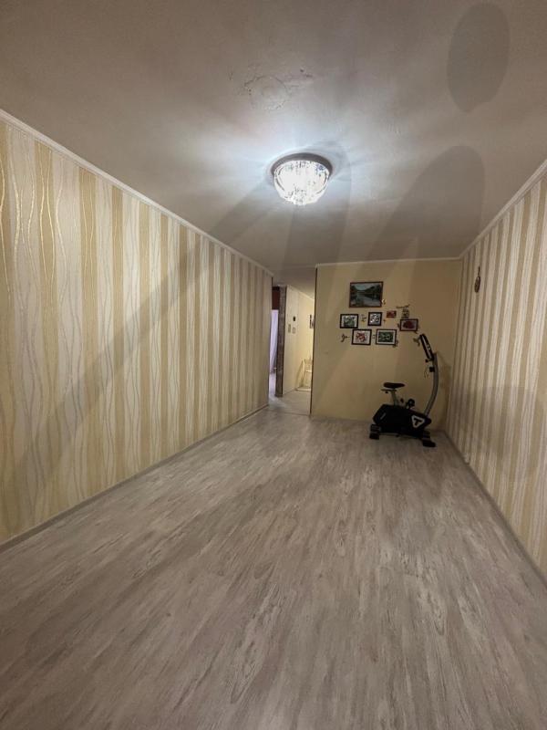 Продажа 2-комнатной квартиры, Солнечногорск, Военный городок ул,  8