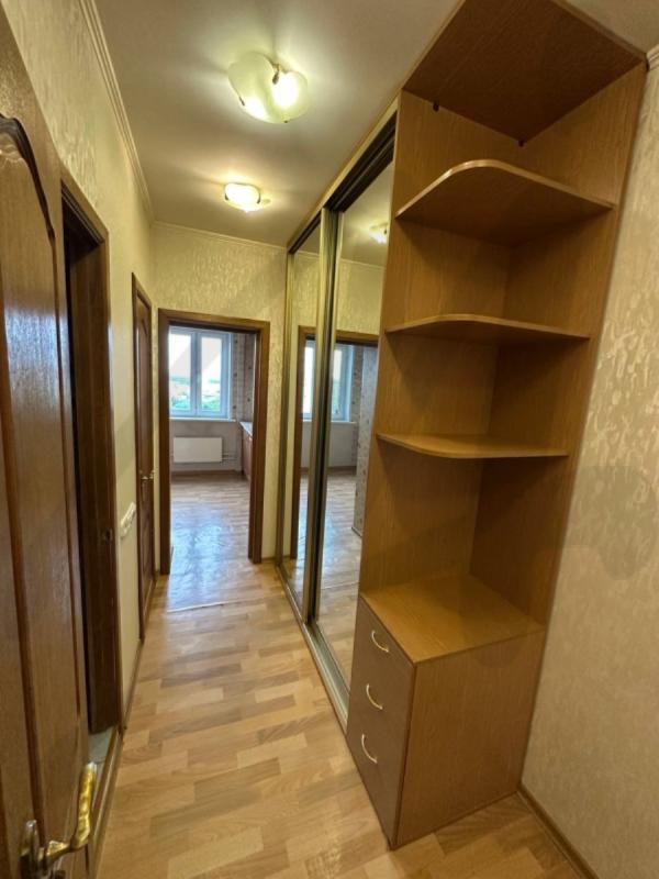 Продажа 3-комнатной квартиры, Москва, Верхние Поля ул,  40