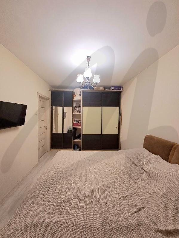 Продажа 2-комнатной квартиры, Солнечногорск, Военный городок ул,  11