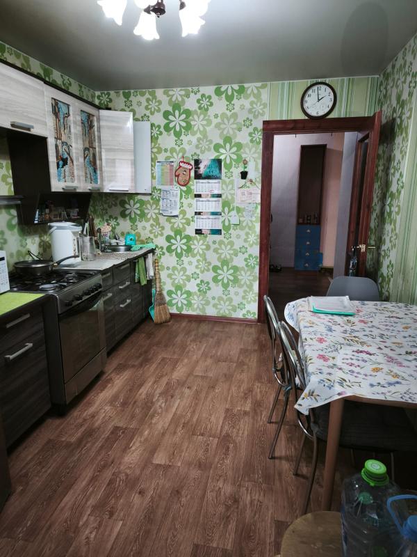 Продажа 3-комнатной квартиры, Солнечногорск, Военный городок ул,  4