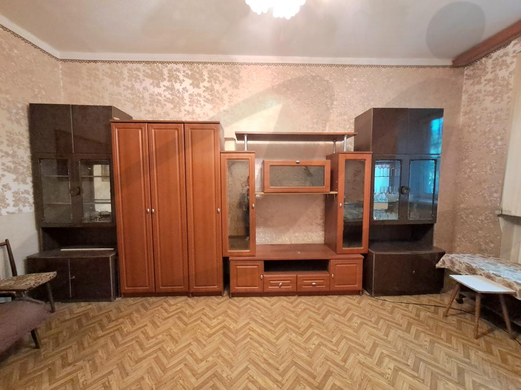 Продажа 3-комнатной квартиры, Солнечногорск, Военный городок ул,  17