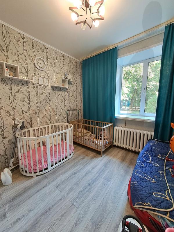 Продажа 3-комнатной квартиры, Солнечногорск, Военный городок ул,  17