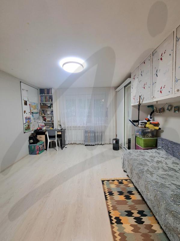 Продажа 2-комнатной квартиры, Солнечногорск, Военный городок ул,  11