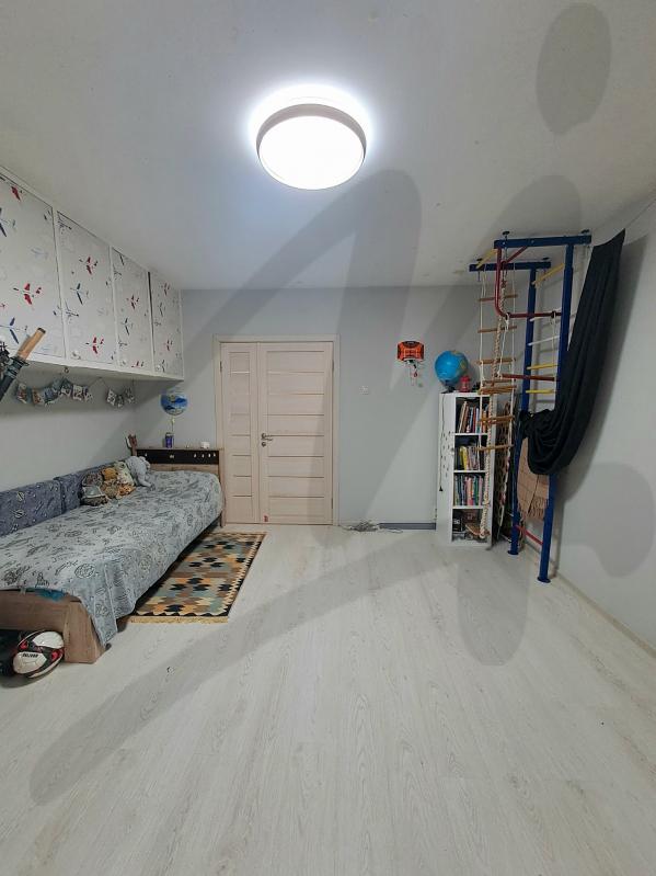 Продажа 2-комнатной квартиры, Солнечногорск, Военный городок ул,  11