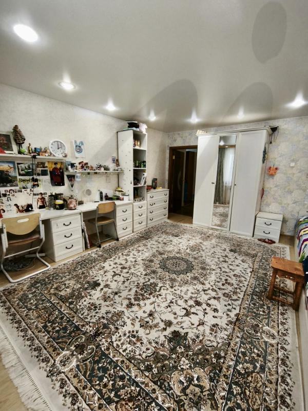 Продажа 3-комнатной квартиры, Солнечногорск, Военный городок ул,  4