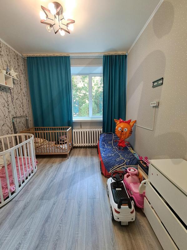 Продажа 3-комнатной квартиры, Солнечногорск, Военный городок ул,  17