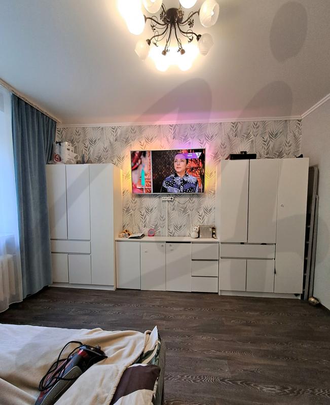 Продажа 3-комнатной квартиры, Солнечногорск, Военный городок ул,  17