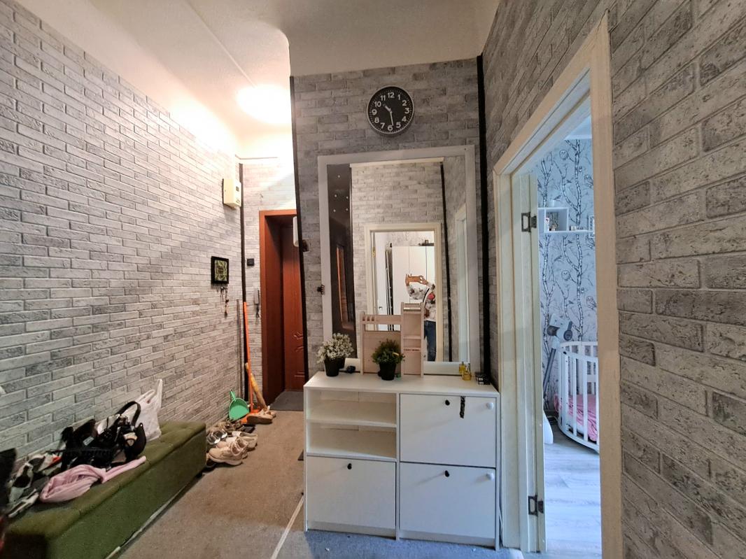 Продажа 3-комнатной квартиры, Солнечногорск, Военный городок ул,  17