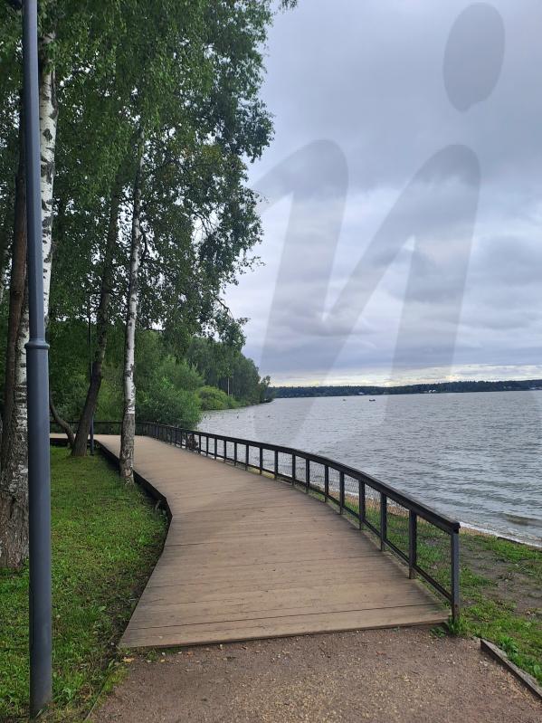 Продажа 3-комнатной квартиры, Солнечногорск, Военный городок ул,  17