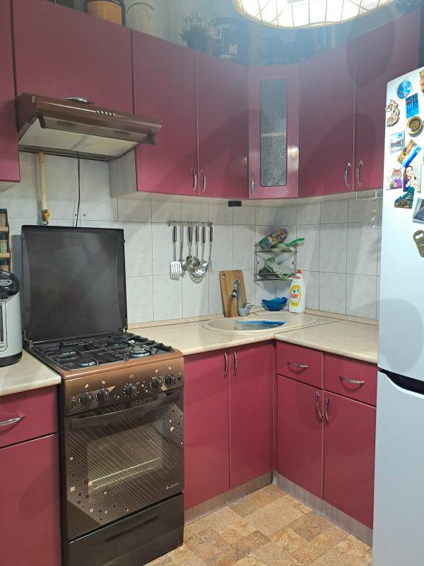 Продажа 3-комнатной квартиры, Солнечногорск, Военный городок ул,  17