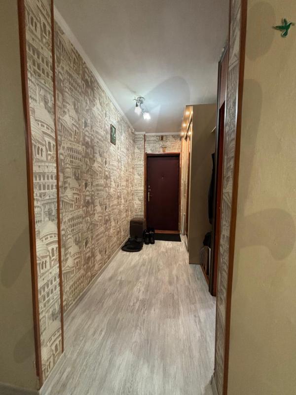 Продажа 2-комнатной квартиры, Солнечногорск, Военный городок ул,  8