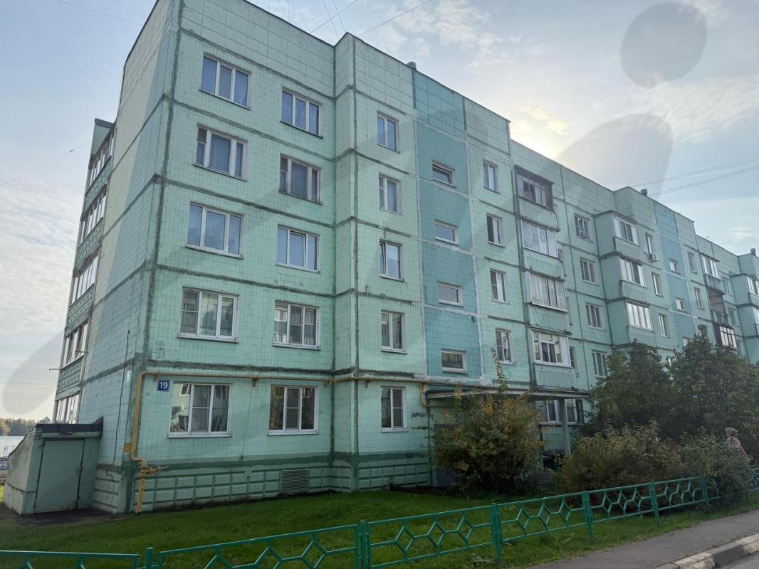 Продажа 1-комнатной квартиры, Лунево, 19