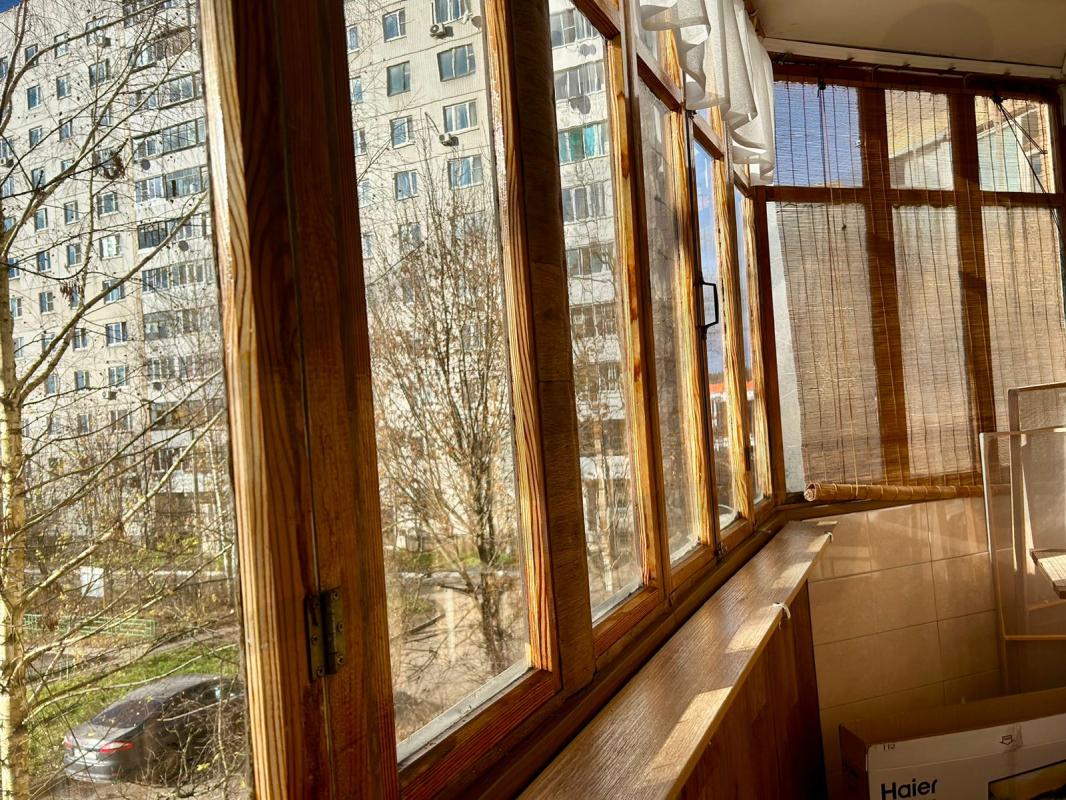 Продажа 2-комнатной квартиры, Солнечногорск, Красная ул,  125