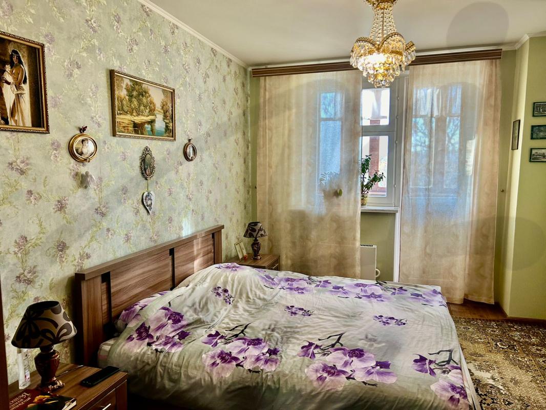 Продажа 2-комнатной квартиры, Солнечногорск, Красная ул,  125