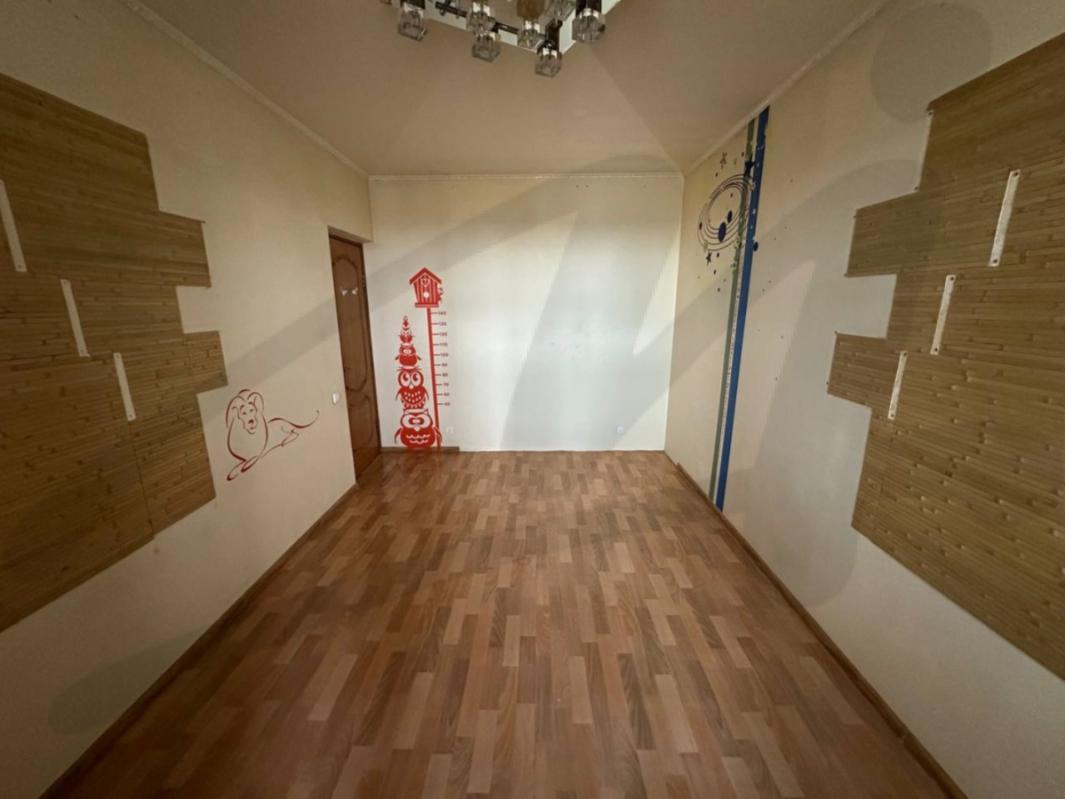 Продажа 3-комнатной квартиры, Москва, Верхние Поля ул,  40