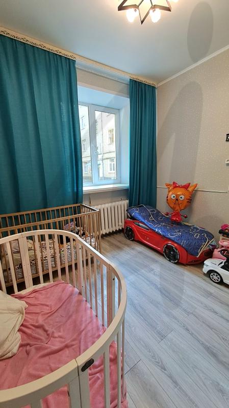 Продажа 3-комнатной квартиры, Солнечногорск, Военный городок ул,  17