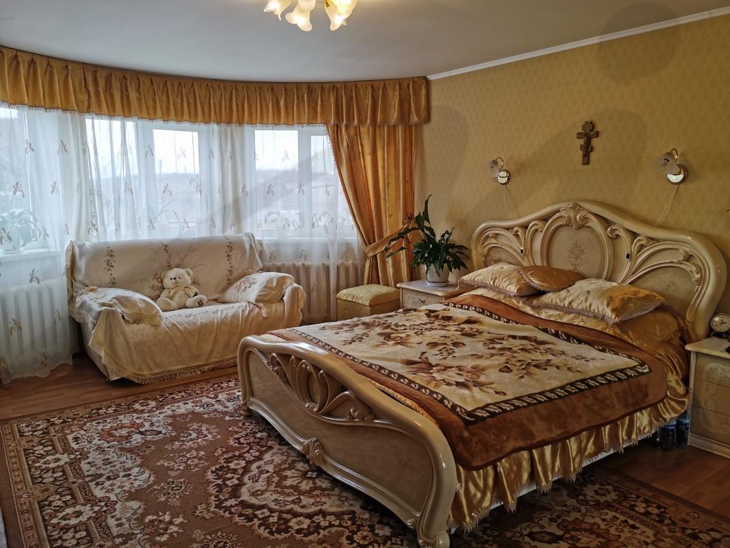 Аренда Аренда загородной, 220 кв.м.а